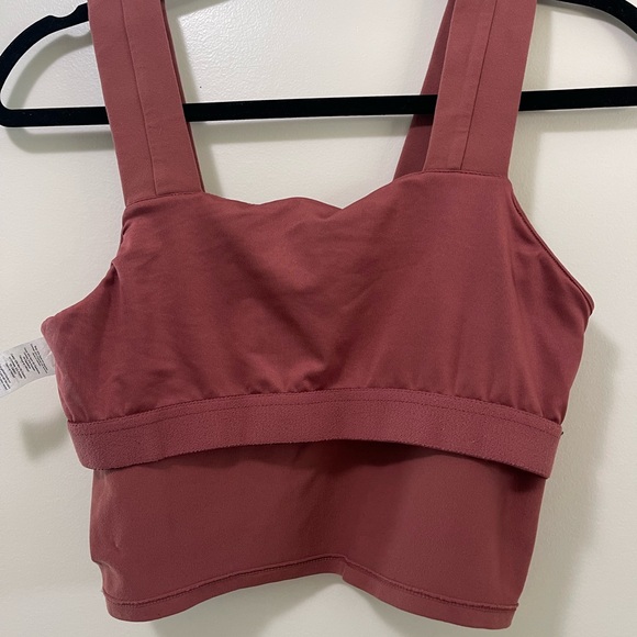 Alo Bind Fitted Bra Tank - Picture 6 of 8